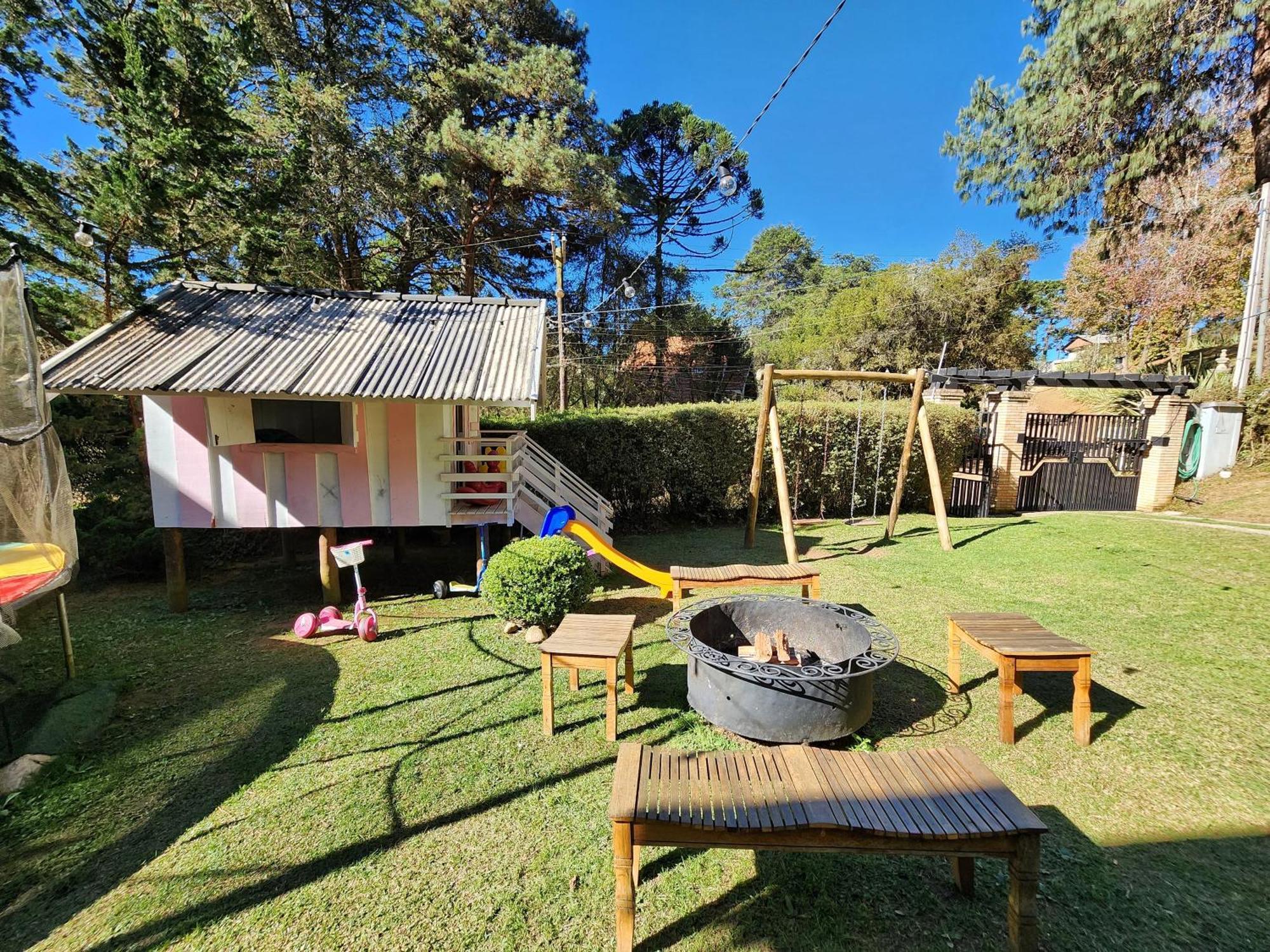 Casa de férias Casa Azul 4 Km Do Centro Turistico Capivari Campos do Jordão
